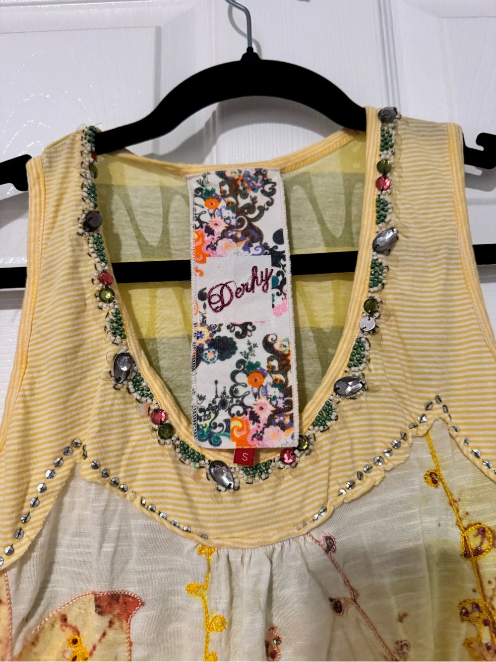 Vintage Derhy y2k Yellow Embellished Butterfly Tank - Women - Picture 3 of 3